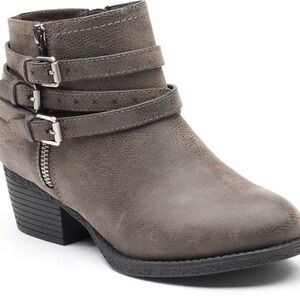 Sonoma Gray Ankle Boots with Triple Buckle 9W